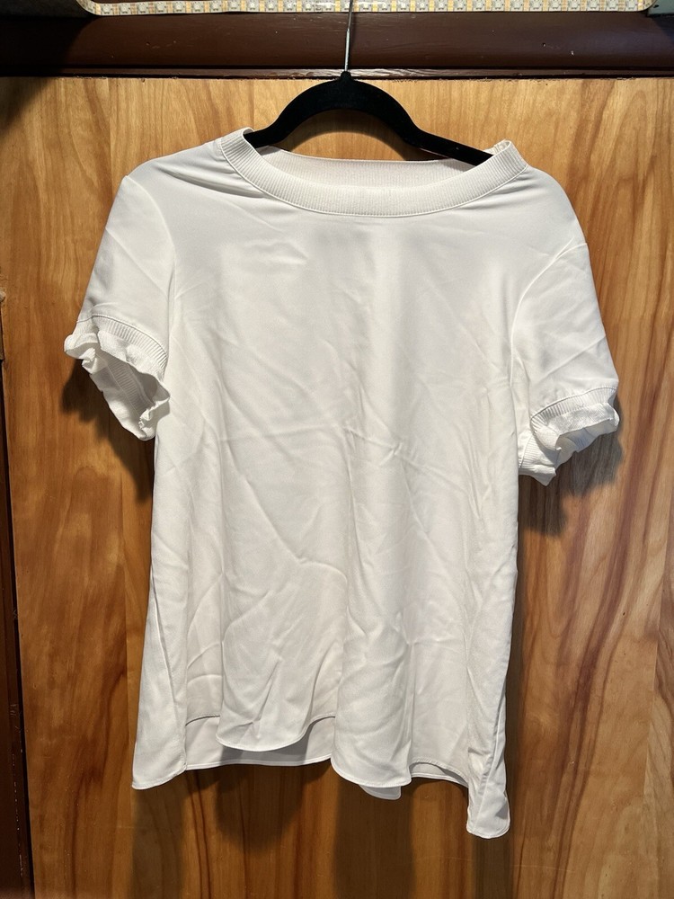 Maison D Amelie Minimalist White Top Womens Size S Crew Neck Cap Sleeve Top Sz S