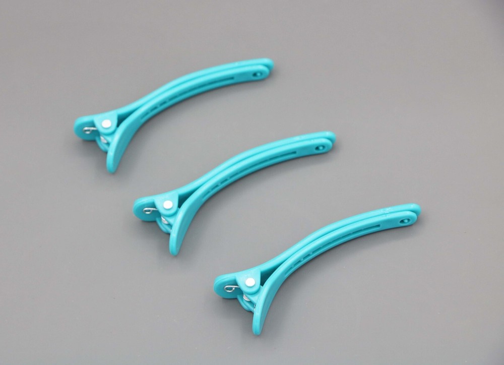 American Girl 18-inch doll hair clips with color-change highlights for styling