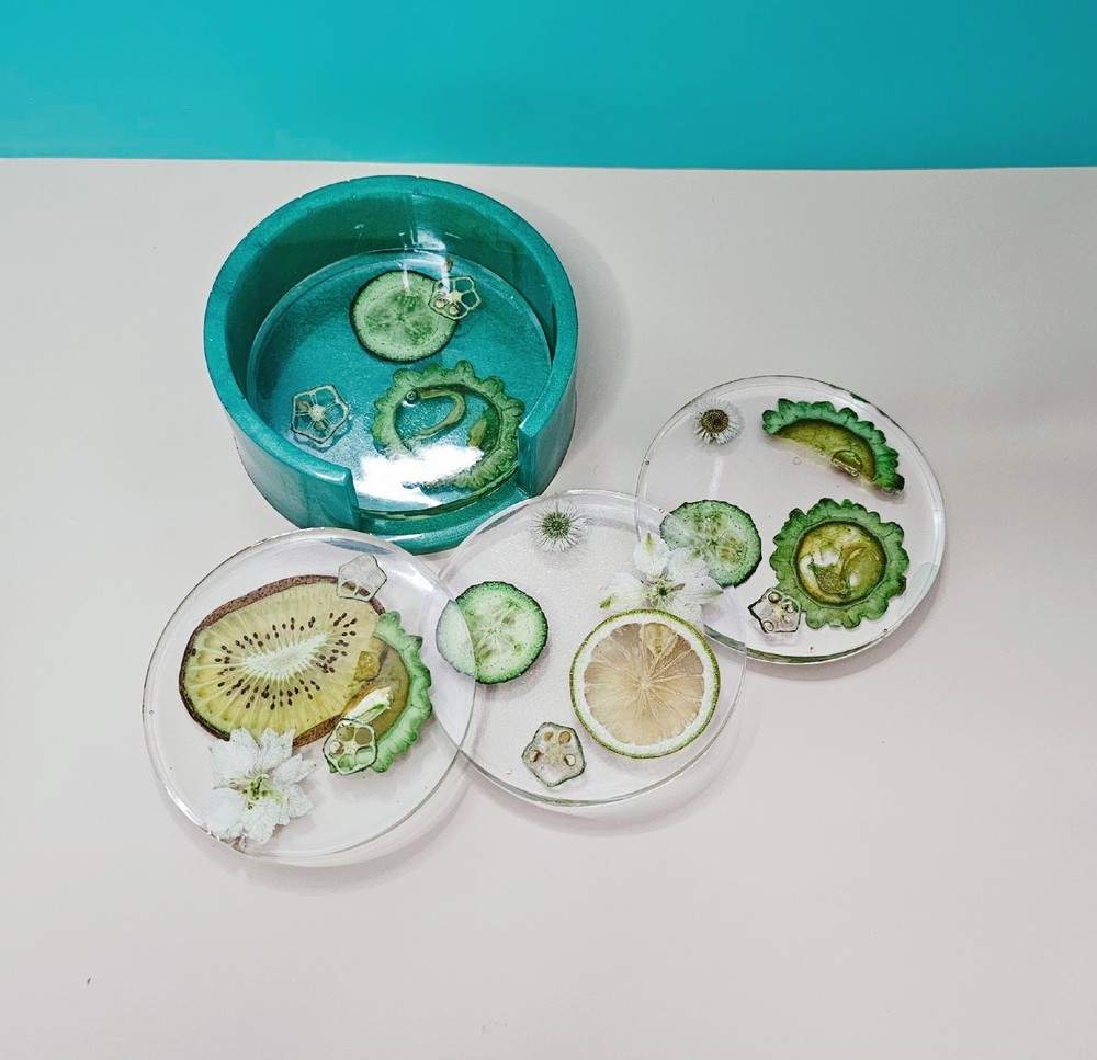 Handmade Green Dried Fruit Epoxy Resin Coaster Set with Holder - 4 Pieces