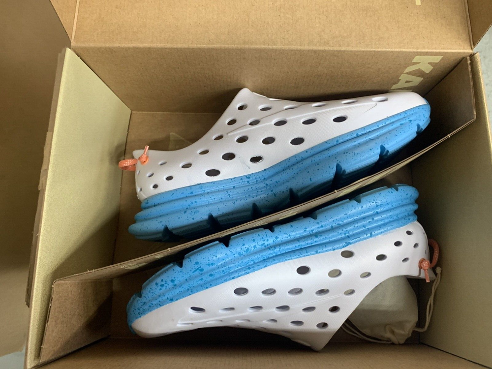 Kane Footwear Recovery Shoe Revive White /Pacific Speckle Men size 10 Women's 12