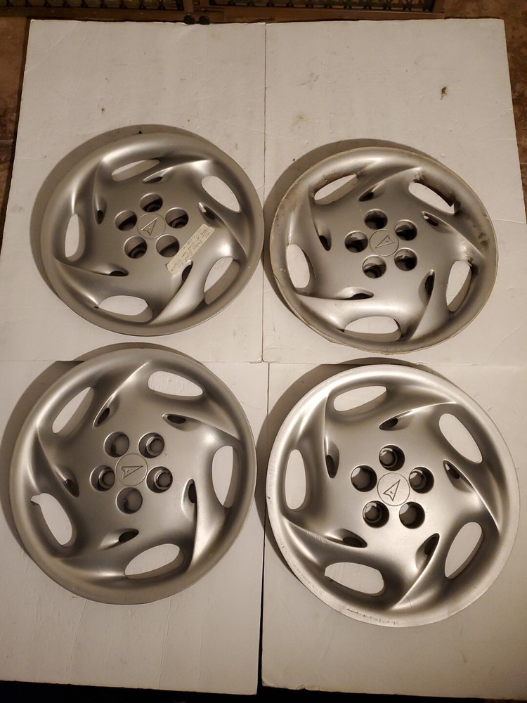 LOT Of 4) 1995-98 Pontiac Grand AM 95-99 Sunfire 15