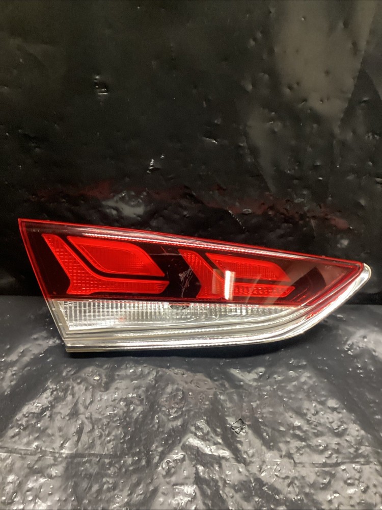 2018-2019 HYUNDAI SONATA LEFT INNER TAIL LIGHT OEM  92403-C2500