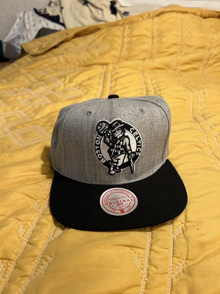 Mitchell & Ness Boston Celtics Grey Black Adjustable Snapback Hat NWT NBA Champs