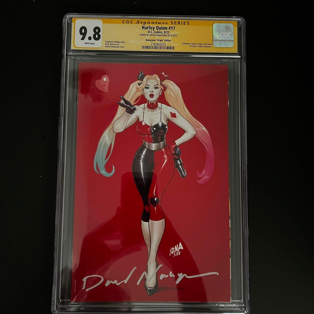 Harley Quinn #17 - Virgin CGC SS 9.8 Signed by David Nakayama