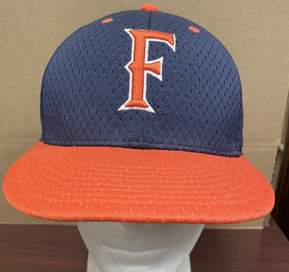 Cal State Fullerton Titans NCAA Nike Blue Fitted Baseball Cap 7 1/8 57CM