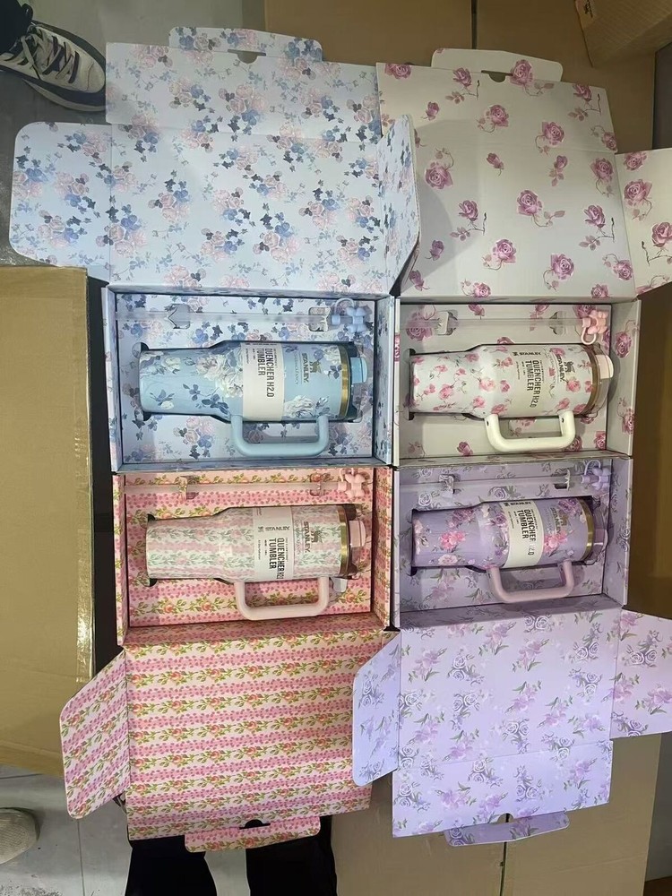 Love Shack Fancy Quencher 40 oz H2.0 Stainless Steel Cup Insulated Tumbler InBox