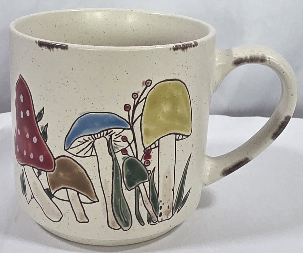 Groovy Oversized Green Gold Speckled Stoneware Mushroom Coffee Mug