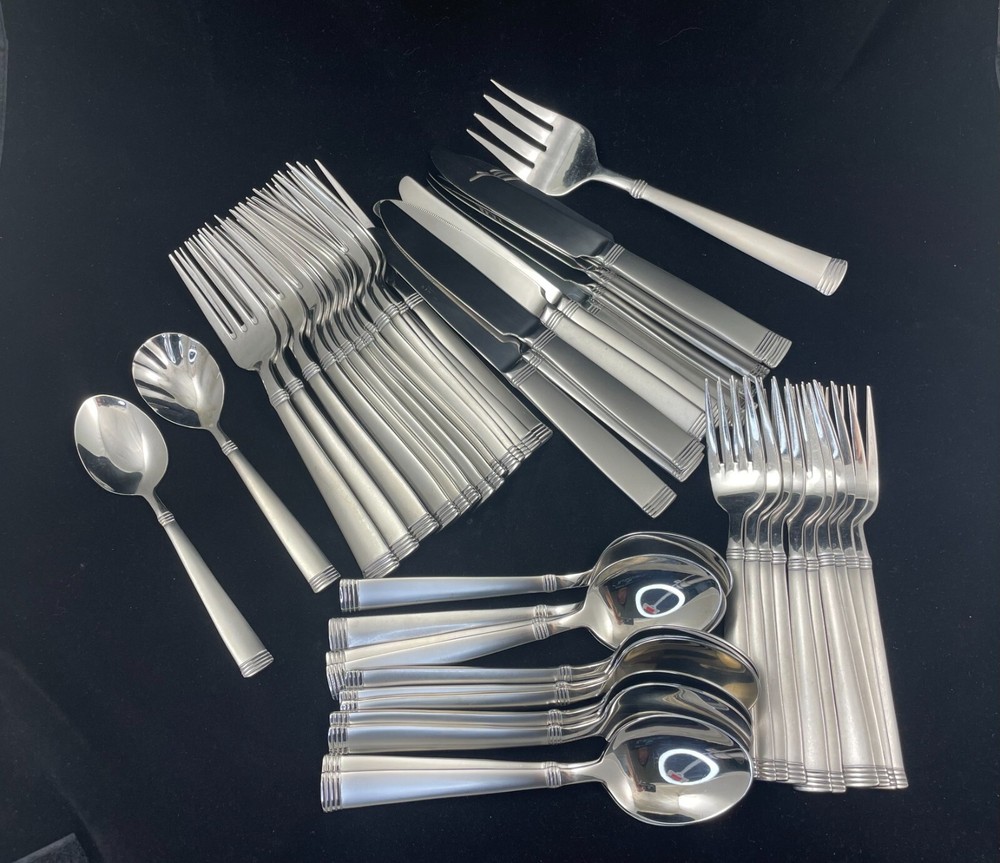 Wallace Napoli - Frost Stainless Flatware 18/10 You Choose