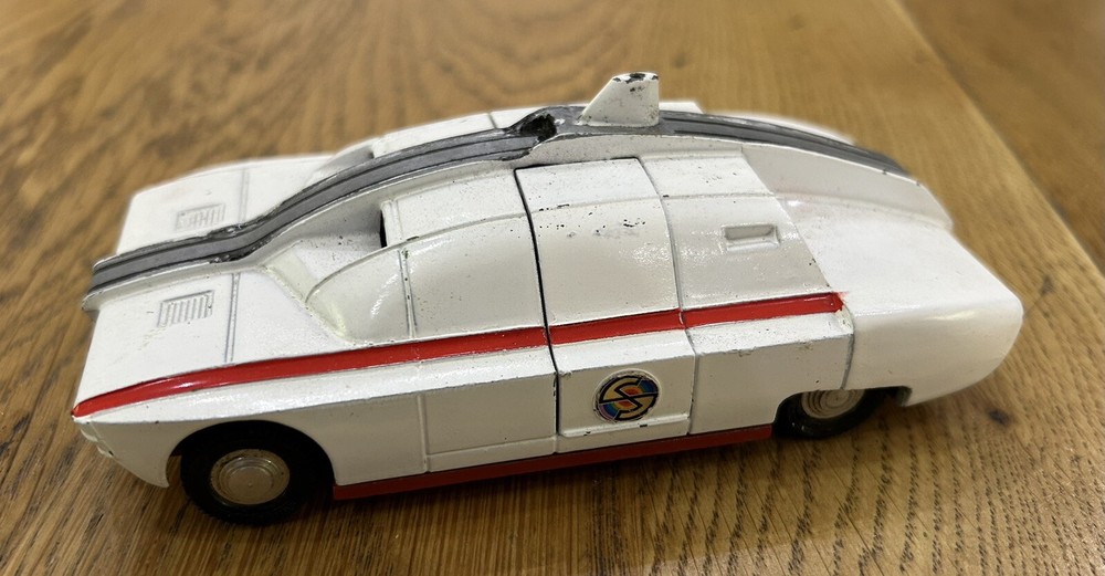 Dinky Toys Captain Scarlet Maximum Security Vehicle, No 105, Die Cast