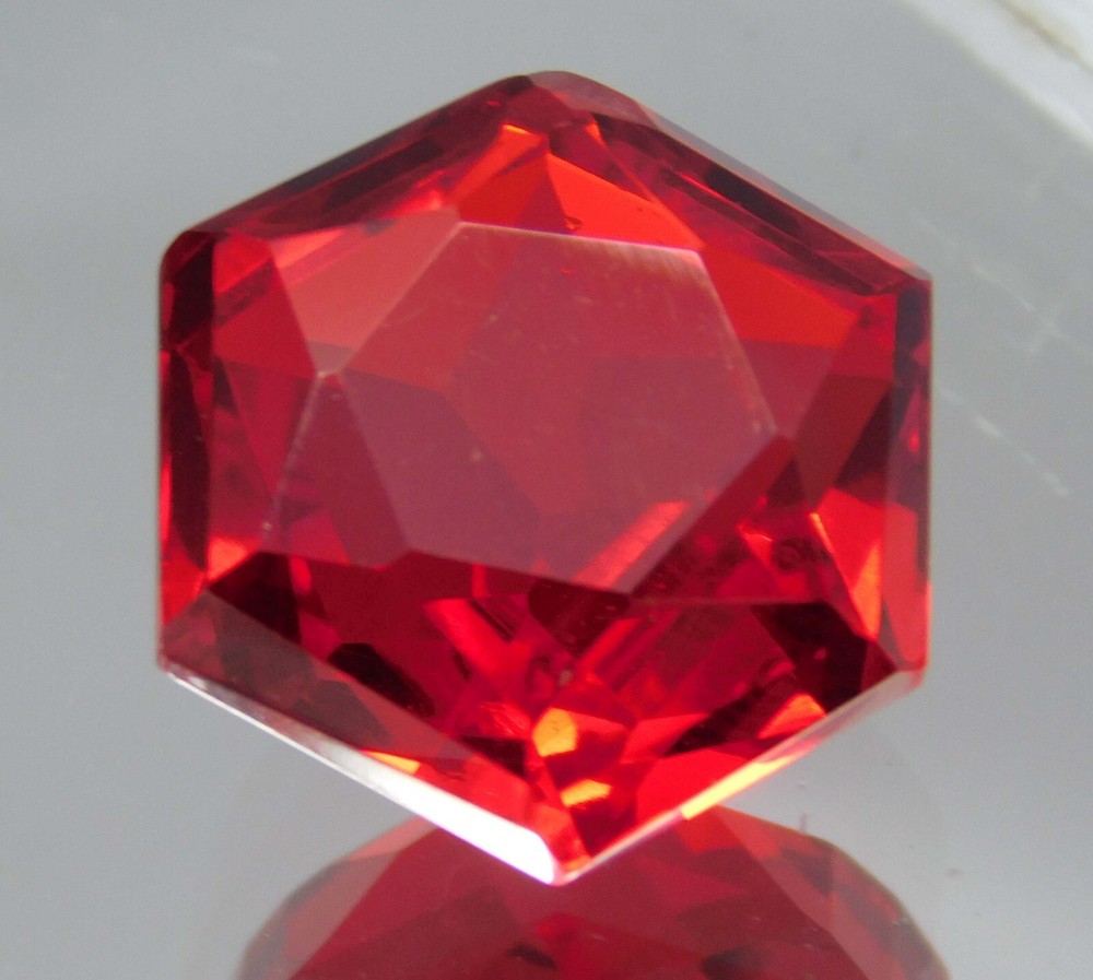 15.50 Ct Natural Mogok Red Painite Octagon Cut Loose Gemstone