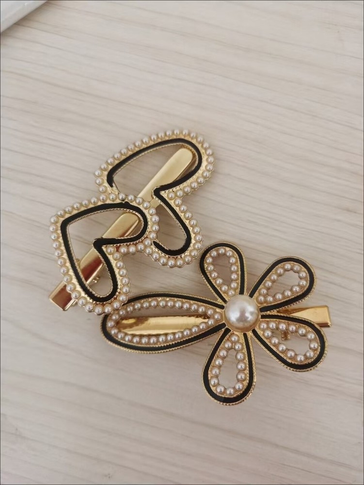 Elegant geometric crystal hairpin with rhinestone flower for ponytails