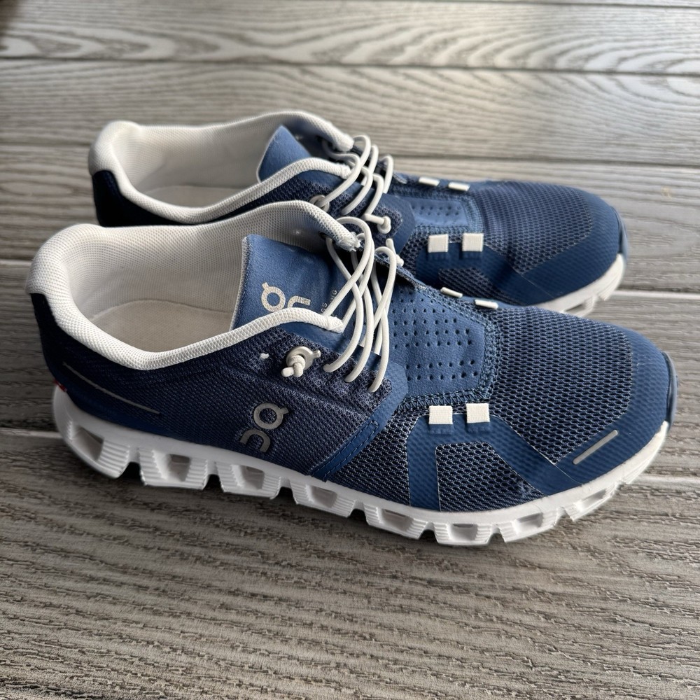 On Cloud 5 Women’s Road Running Shoes Size 6.5 Denim/Blue And White Speed Laces
