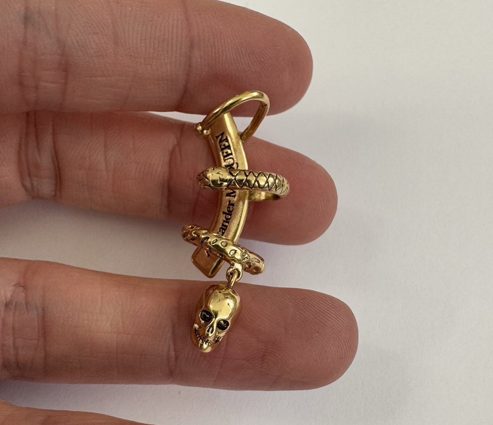 Authentic Unisex Alexander McQueen Ear Cuff in Very Good Condition