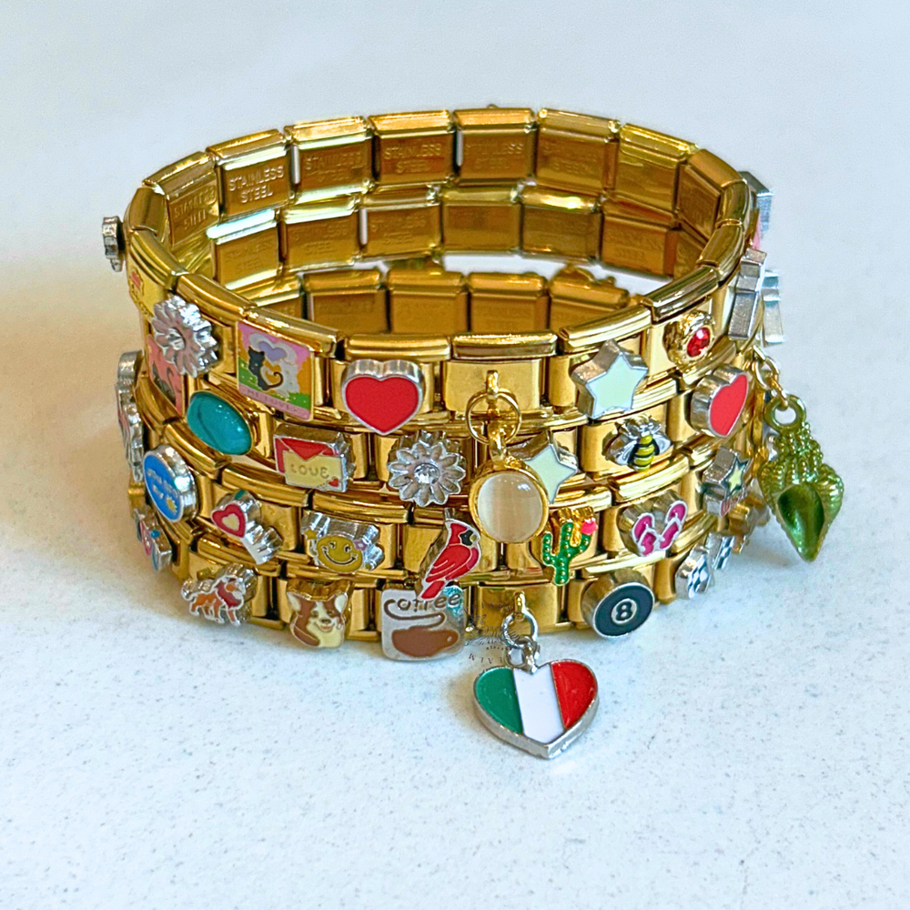 Italian gold charm bracelet with 18 vintage-style charms ready to wear
