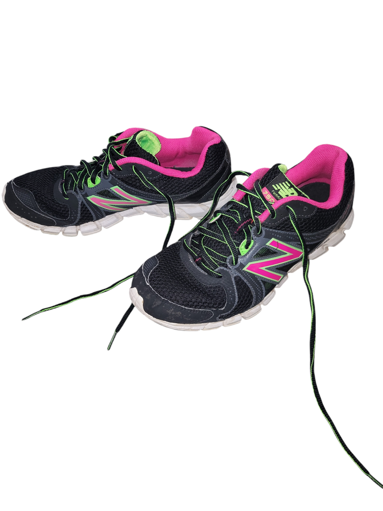 New Balance Running Shoes Women's Size 9   ( 750 v2 )