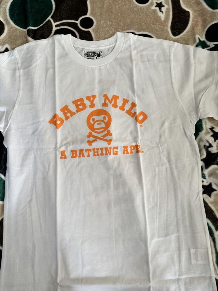 BAPE White T-Shirt Size L - A Bathing Ape Streetwear Essential