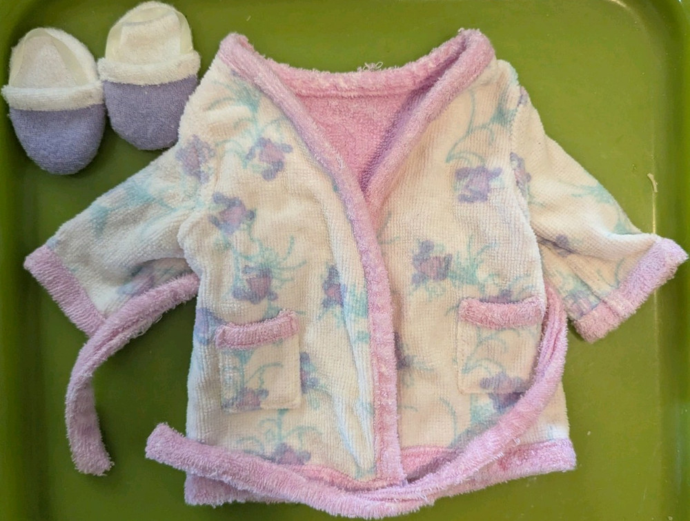 American Girl 2006 reversible bathrobe and slippers