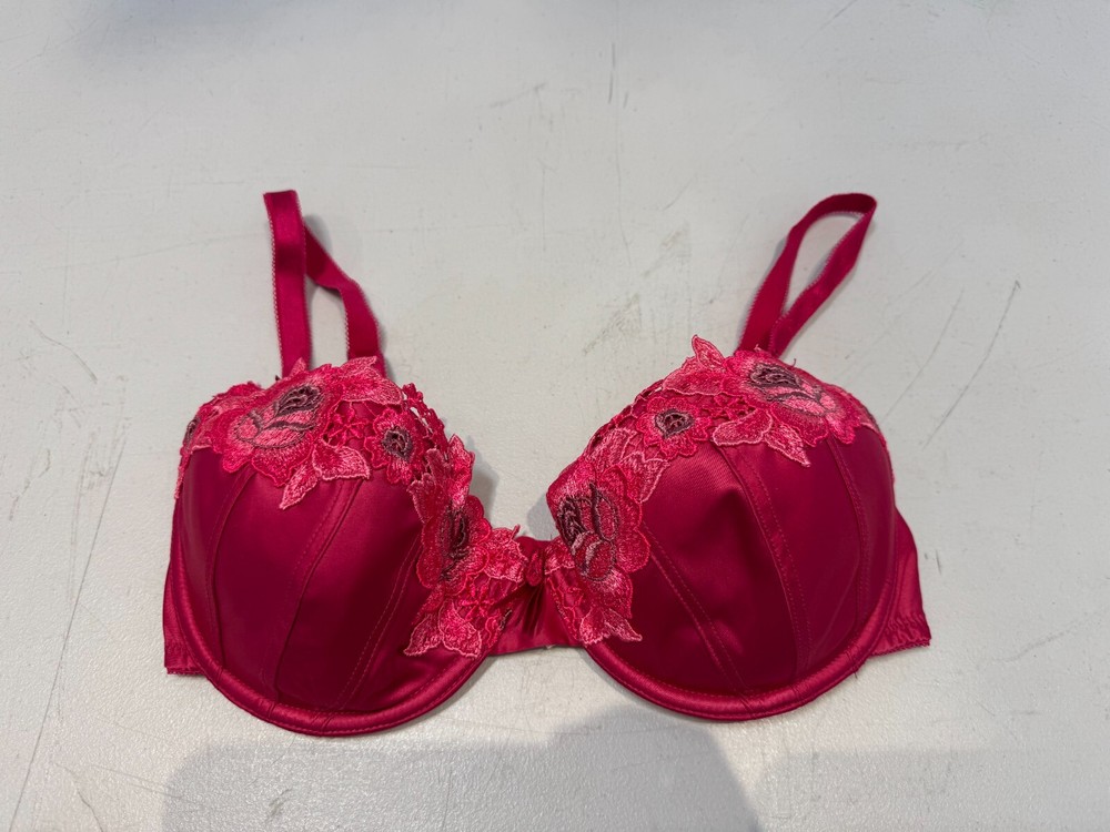 Adore Moi Bra Underwired Soft Padded Cups Lace Detail Satin Bra Size 34D Pink