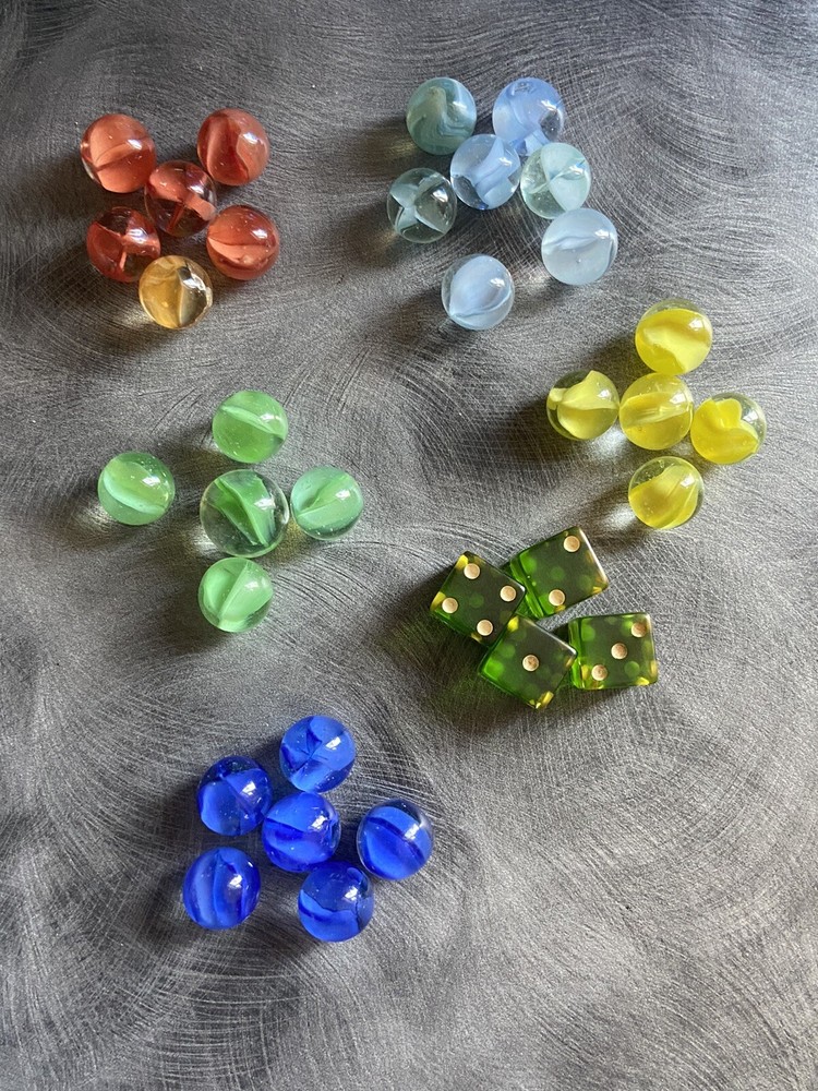 Vintage Aggravation Marble And 4 Dice Lot