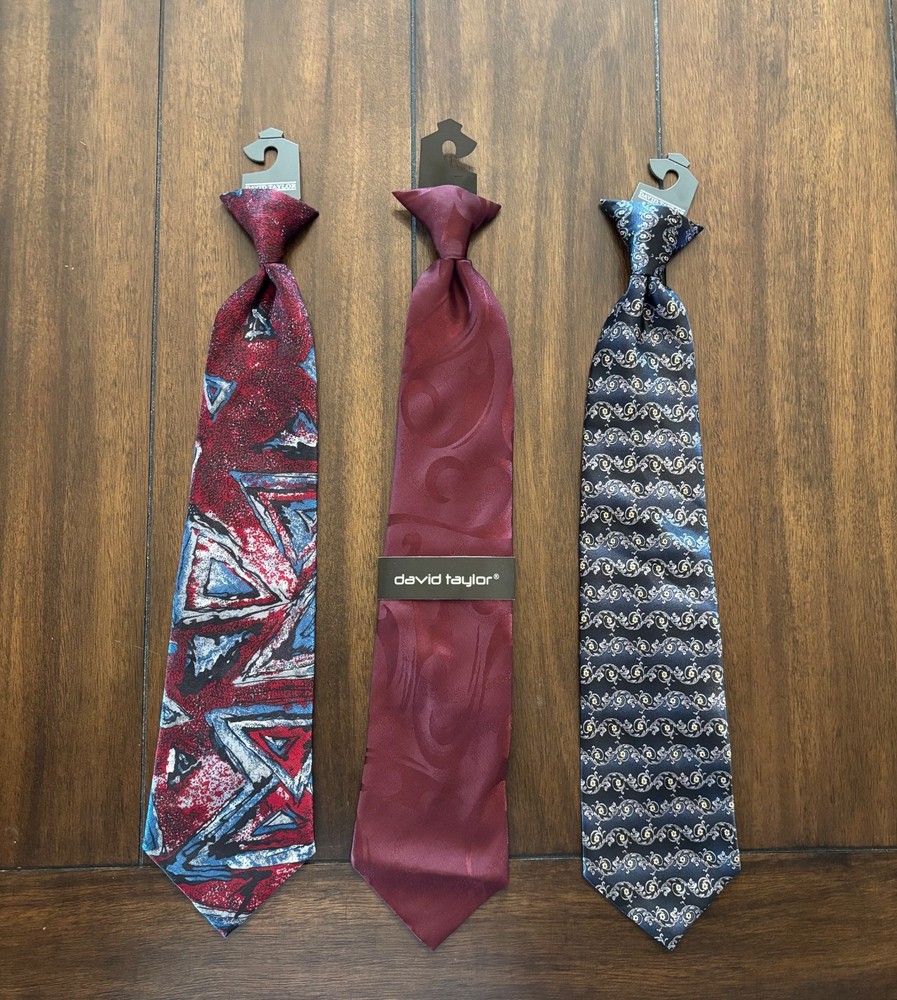 Vintage David Taylor Mens Clip On Tie in Red Black Silver Polyester