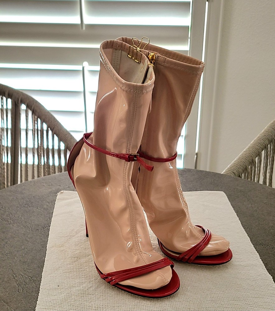 Gucci Ilse Red Patent Latex Socks US9 Brand New Unworn