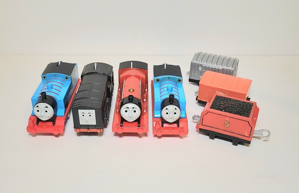 Lot Thomas The Train Trackmaster Motorized Engines 2X THOMAS/ERTL DIESEL/JAMES +