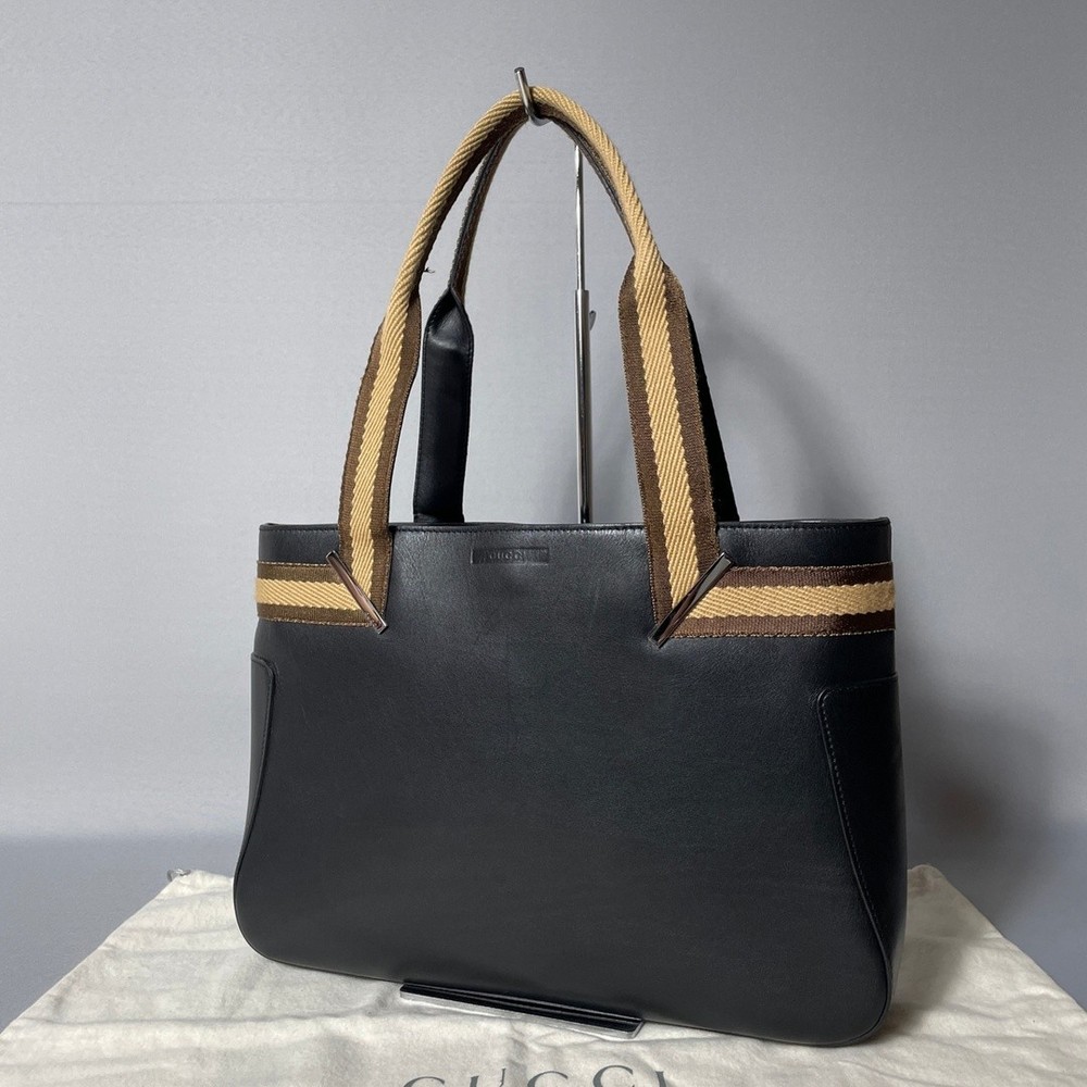 Gucci Shelley Line Black Handbag 2503 173 in Excellent Condition