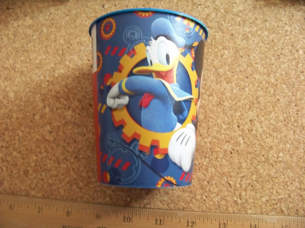 Disney Mickey Mouse Donald Duck Goofy plastic party cups for kids