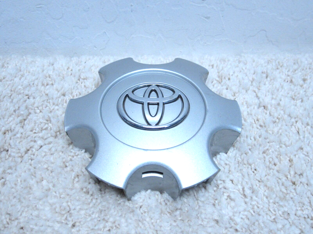 TOYOTA SEQUOIA / TUNDRA OEM 17