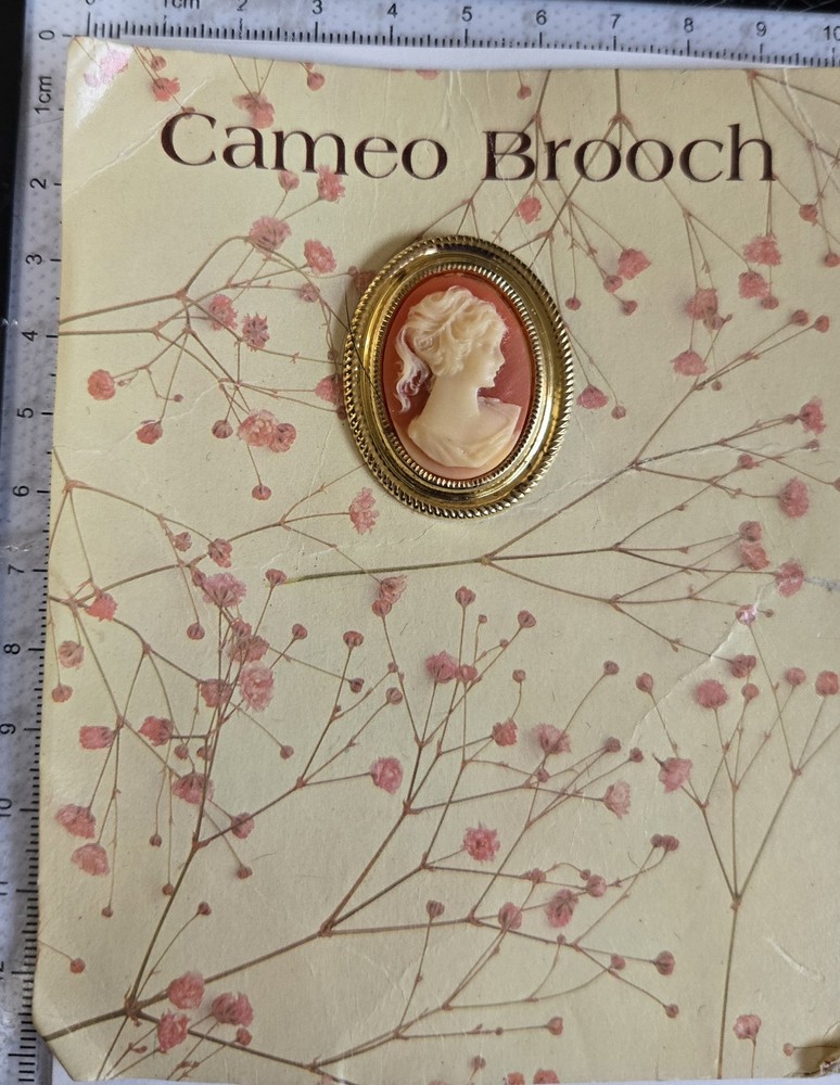 Vintage Gold-Tone Cameo Brooch Pin Costume Jewelry