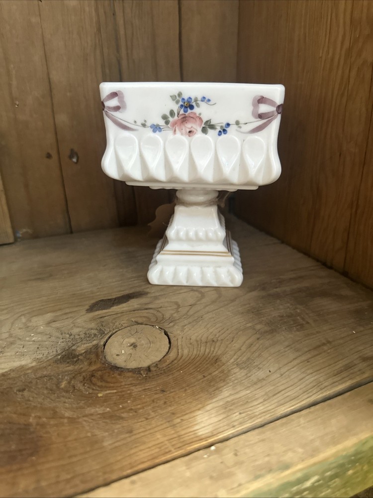 Vintage Westmoreland Milk Glass Floral Cake Stand Candy Dish No Lid