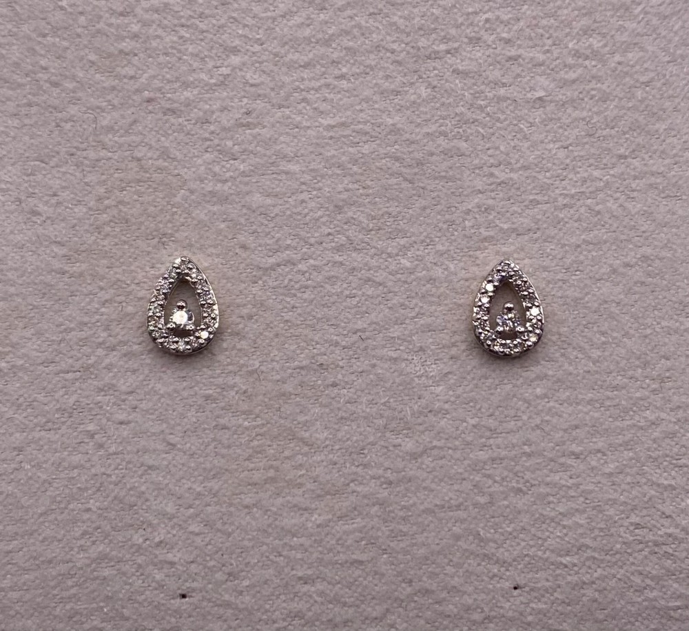 9ct yellow gold diamond stud earrings for women