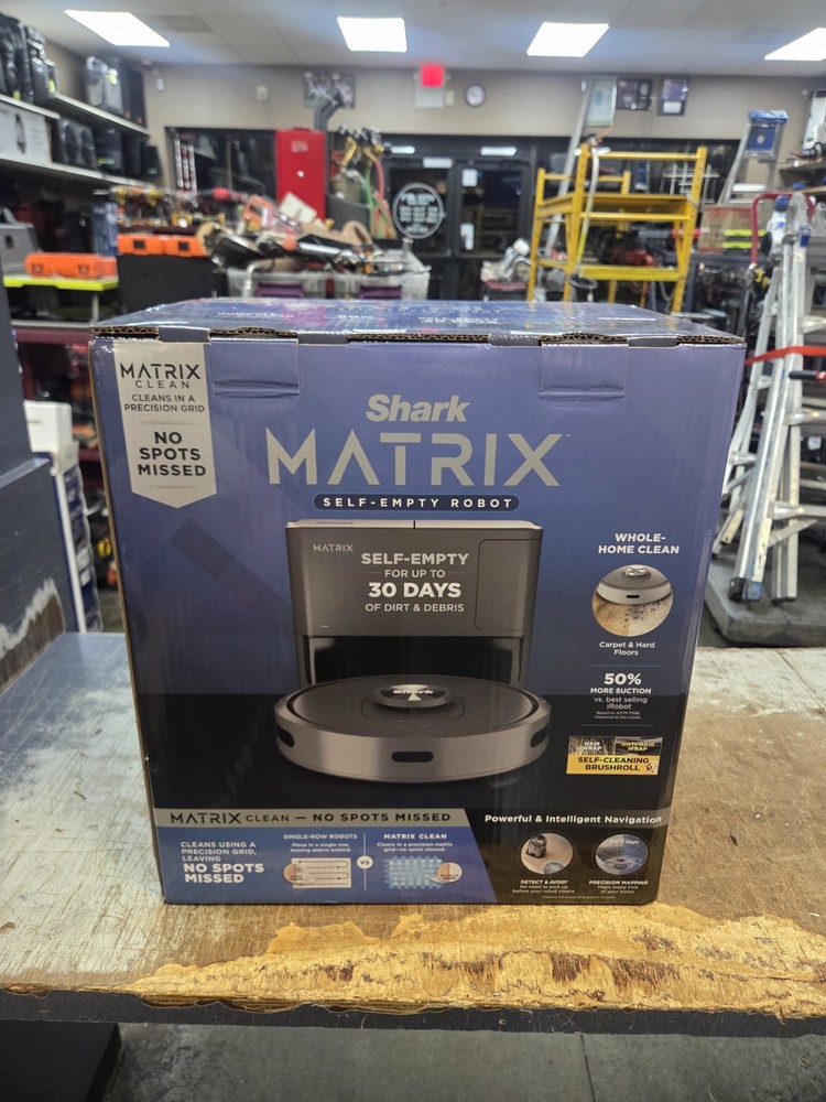 Shark Matrix Self-Emptying Robot Vacuum With 30 Day Dock - Black