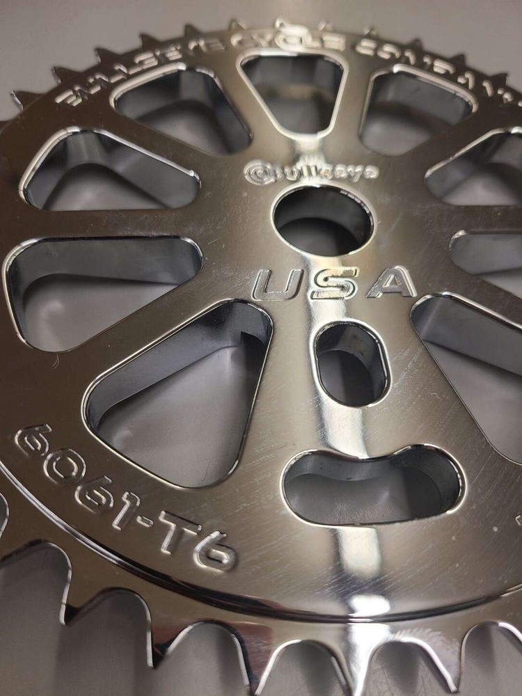 Bullseye “Elite Chrome” Limited Edition Sprocket 39t Chrome New