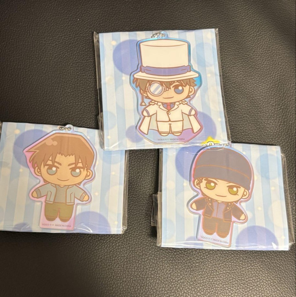 Detective Conan Sparkly Clear Keychain