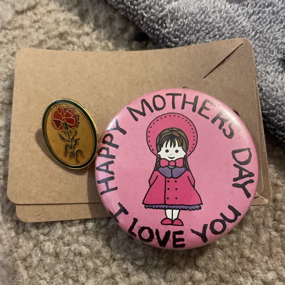 Mothers Day Carnation Oval gold tone red Flower tie tack cap hat shirt Lapel Pin-image