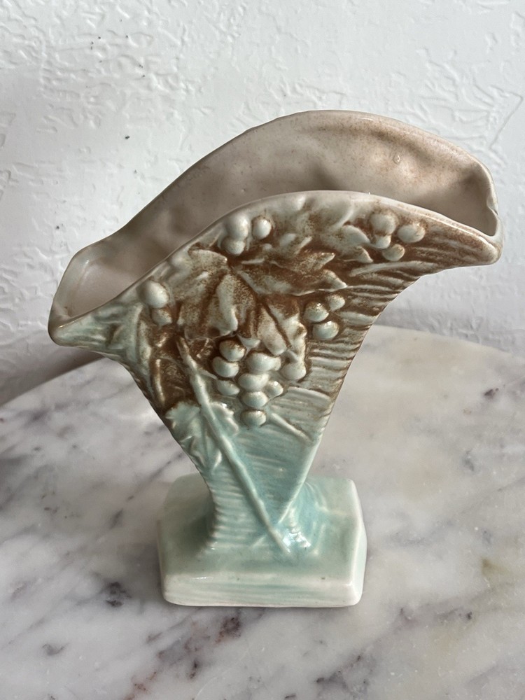 McCoy Pottery Fan Vase Grapes Leaves Greenish/Blue - Brown Vintage