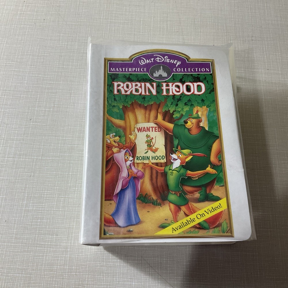 1995 McDonald's Disney Masterpiece Collection Figurine #2 ROBIN HOOD