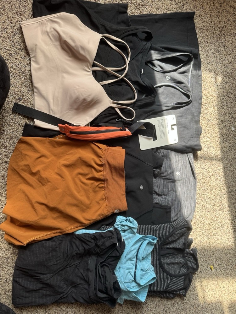 Lululemon Size 8 Lot