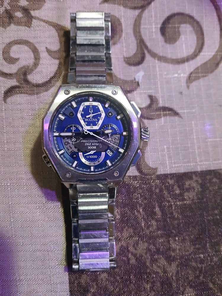 Bulova Precisionist 262 kHz 300m 1/1000 Series X Watch