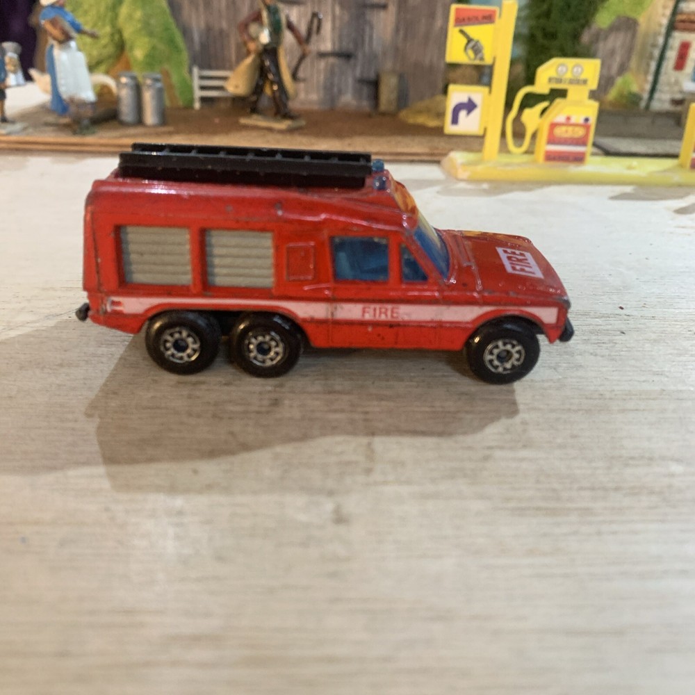 BULGARIAN MATCHBOX #57 CARMICHAEL COMMANDO RED 