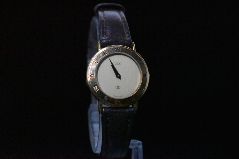 Vitage GUCCI 3000L Gold Dial Qz Ladies Watch From JAPAN [NEAR MINT] W175