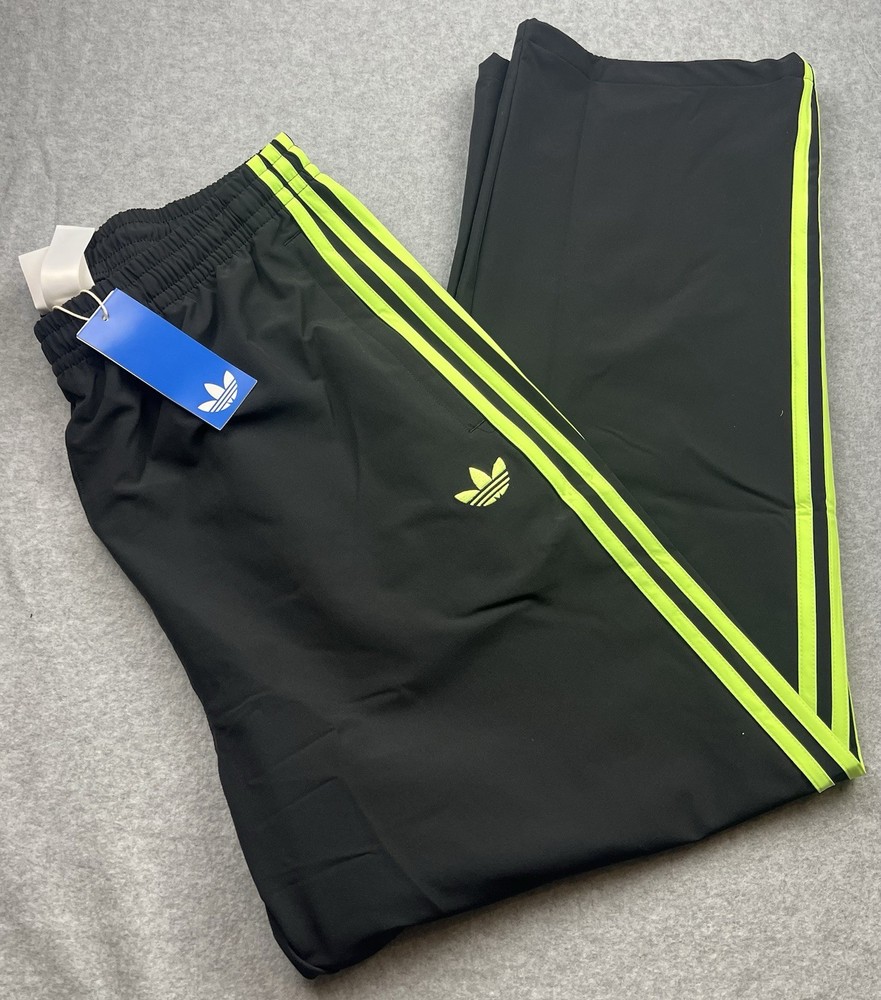 adidas Originals adiColor Woven Drill Track Pants Men's Size Medium JW5911 NWT