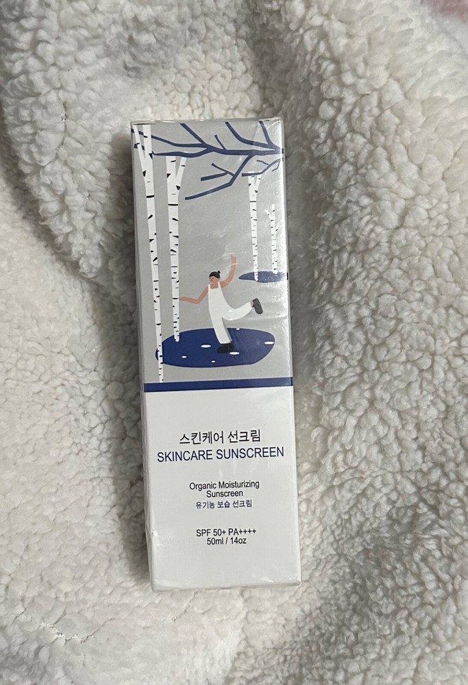 Organic Moisturizing Sunscreen SPF 50 for Skincare