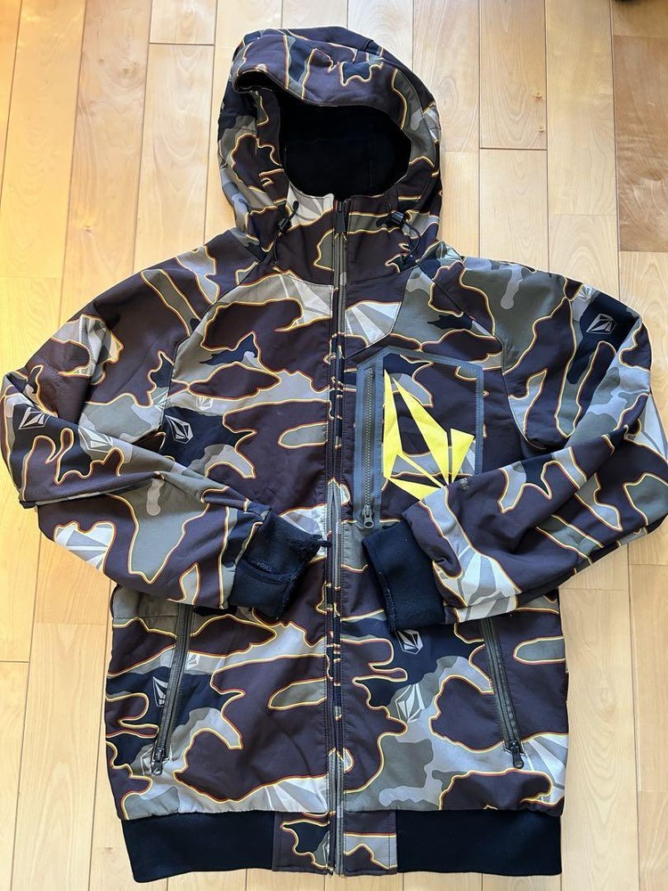 Volcom Snowboard Jacket Mens Size M Black Camo
