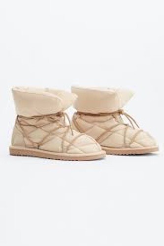 Fabletics Honey Milk Quilted Puffy Bootie Slipper with Rope Logo