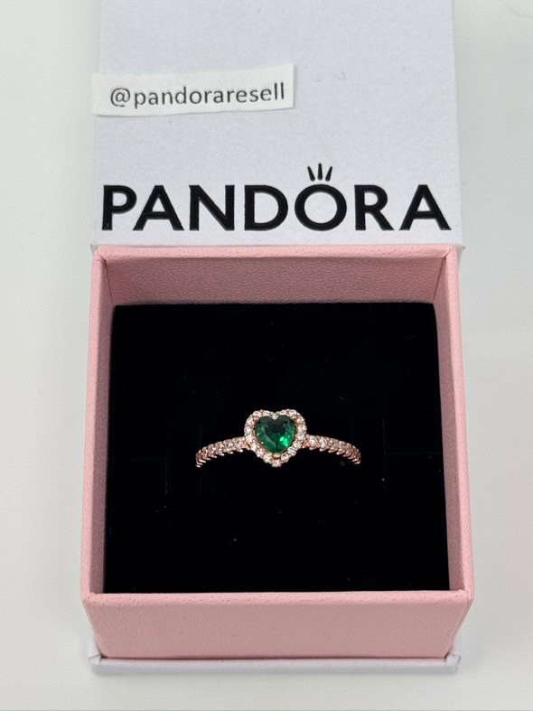 *Brand New* Pandora Sparkling Green Elevated Heart Ring