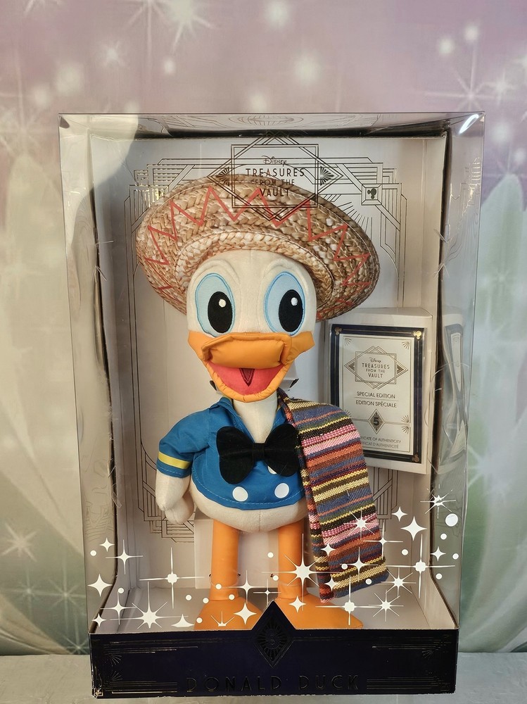Disney Limited Edition Donald Duck Vault Treasures IOB Figurine