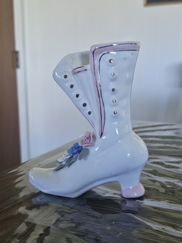 Ladies Victorian Ceramic Button Boot 3D Bud Vase Planter Blue Pink White 6