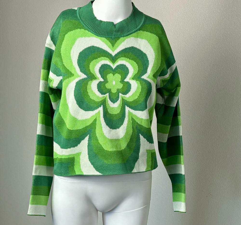 Shamrock Cropped Sweater Women's Size S Ribbed Crew Neck Green and White Y2K